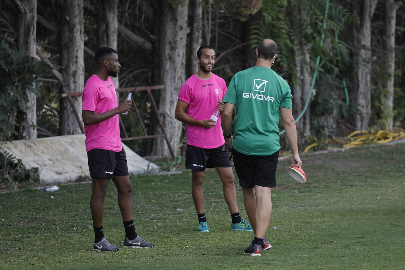 La vuelta de Bernardo Cruz al Córdoba CF y la incorporación de Ortiz, en imágenes