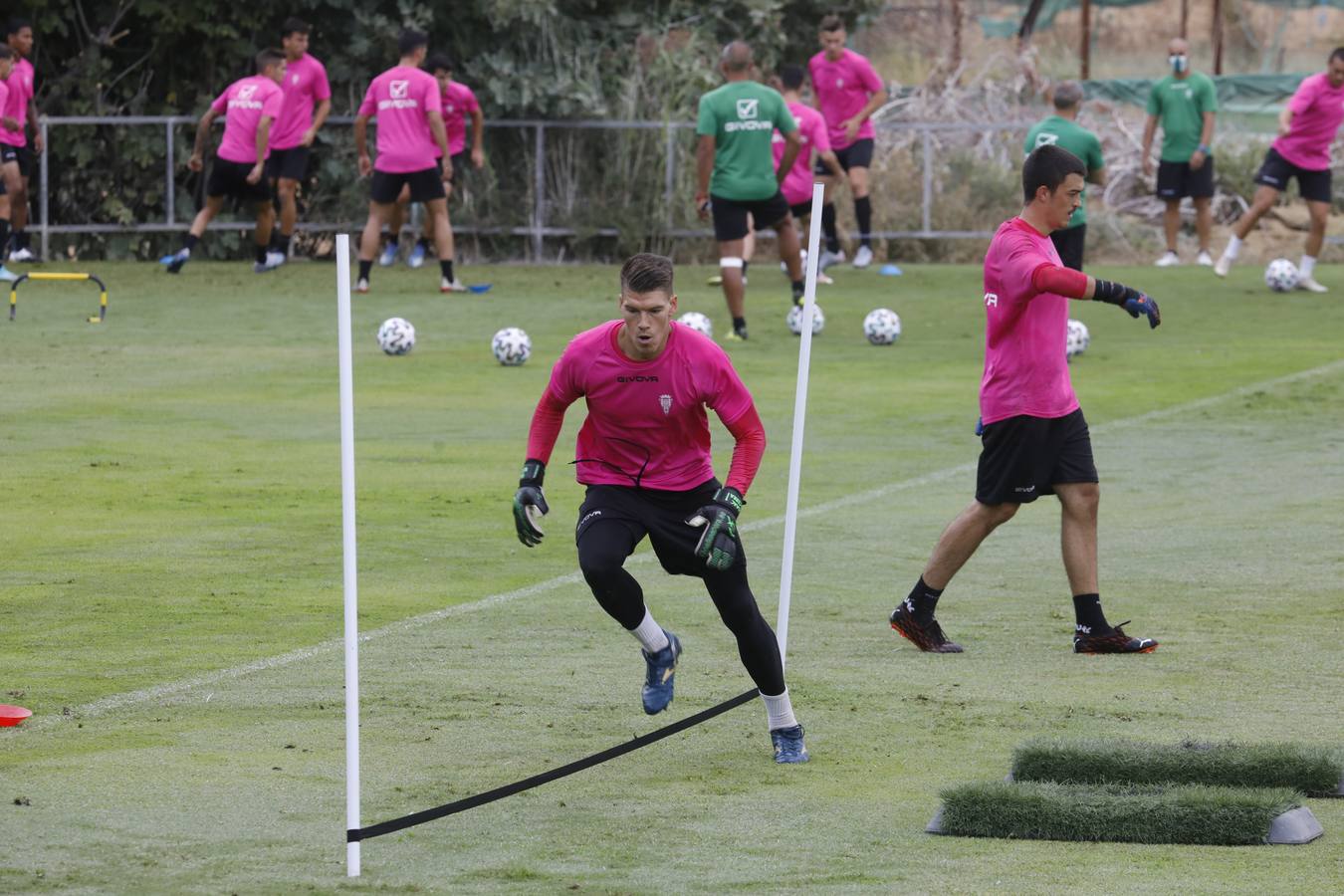 La vuelta de Bernardo Cruz al Córdoba CF y la incorporación de Ortiz, en imágenes