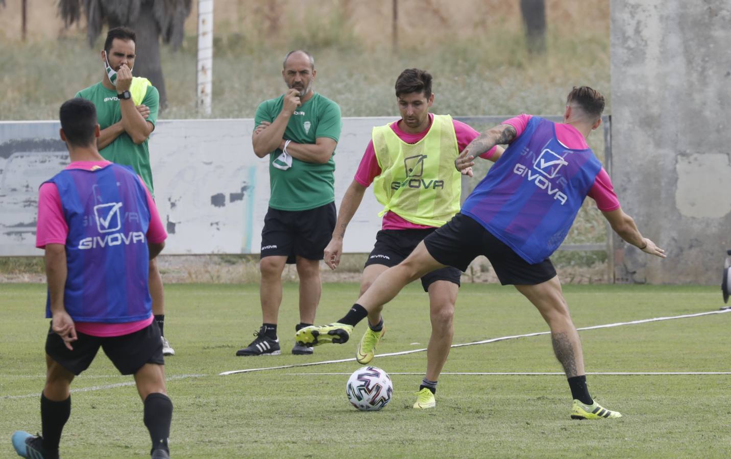 La vuelta de Bernardo Cruz al Córdoba CF y la incorporación de Ortiz, en imágenes