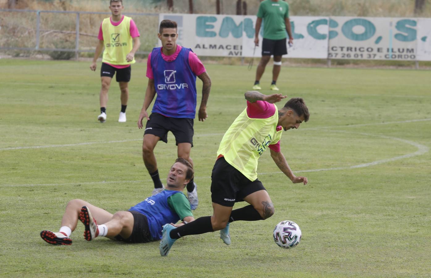 La vuelta de Bernardo Cruz al Córdoba CF y la incorporación de Ortiz, en imágenes