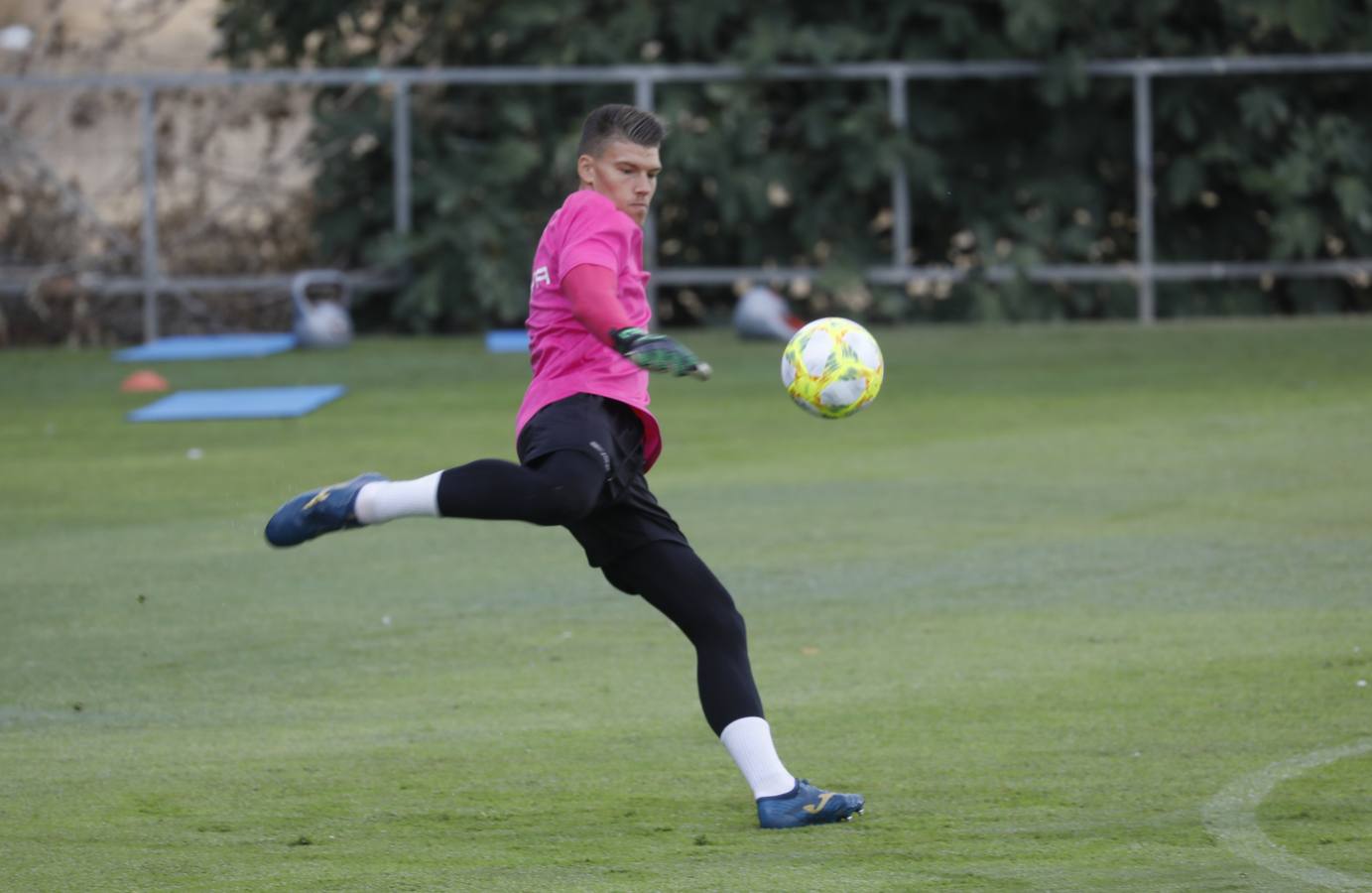 La vuelta de Bernardo Cruz al Córdoba CF y la incorporación de Ortiz, en imágenes