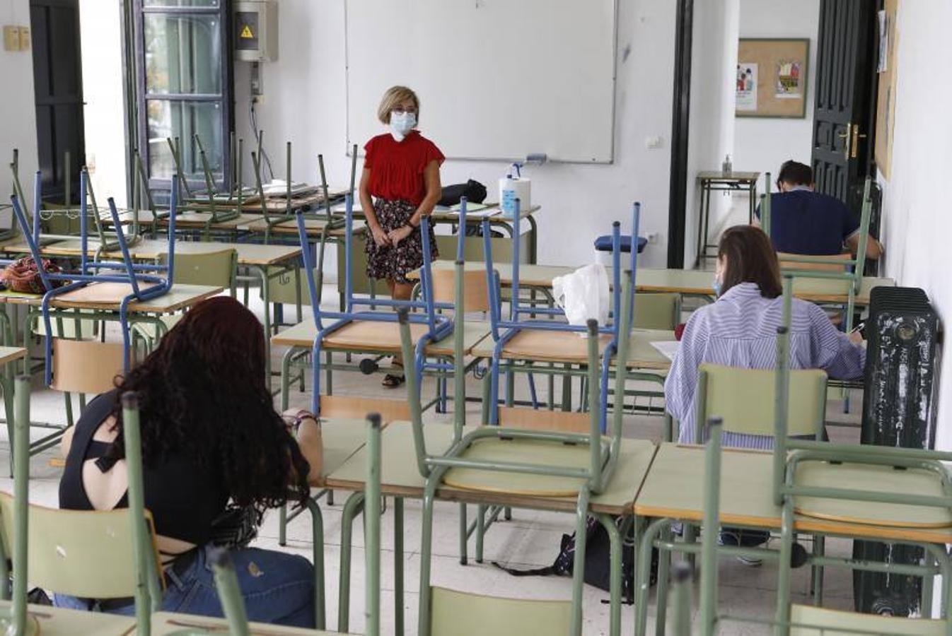 El primer día de exámenes en el IES Góngora de Córdoba, en imágenes