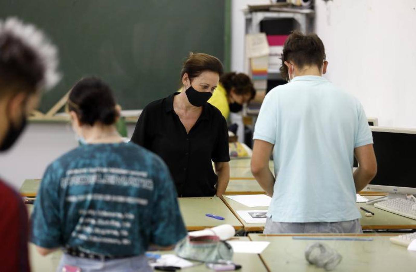 El primer día de exámenes en el IES Góngora de Córdoba, en imágenes