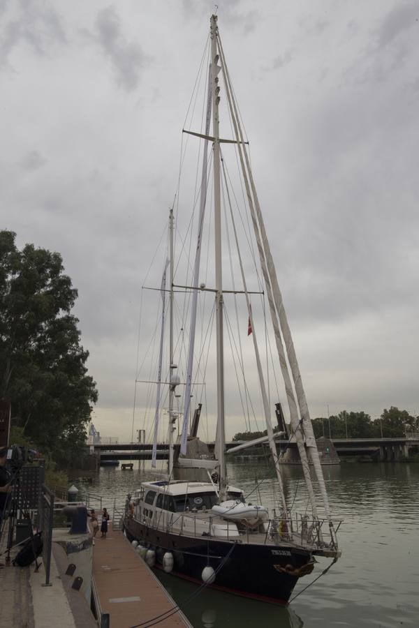 El velero Íbero III amarra en Sevilla para contar la Primera Vuelta al Mundo