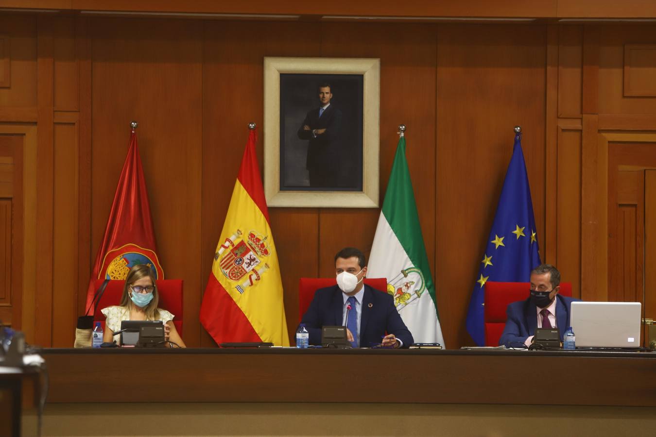 El primer Pleno septiembre del Ayuntamiento de Córdoba, en imágenes