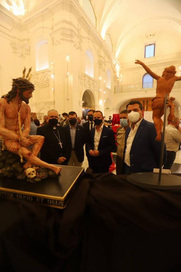 La exposición «Subasta de Bondad», a favor de Cáritas, en imágenes