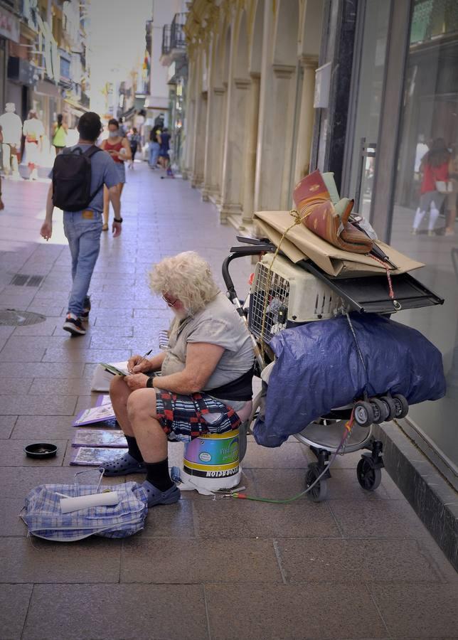 En imágenes, el Centro recupera poco a poco su pulso normal