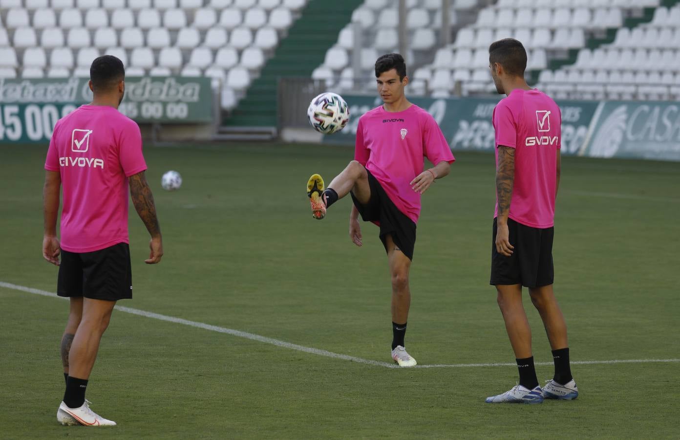 El partido de entrenamiento del Córdoba CF con el filial, en imágenes