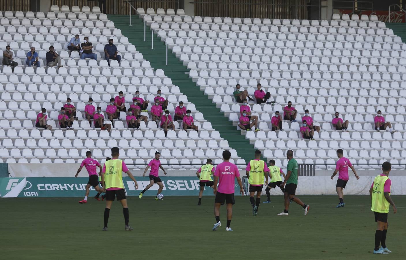 El partido de entrenamiento del Córdoba CF con el filial, en imágenes