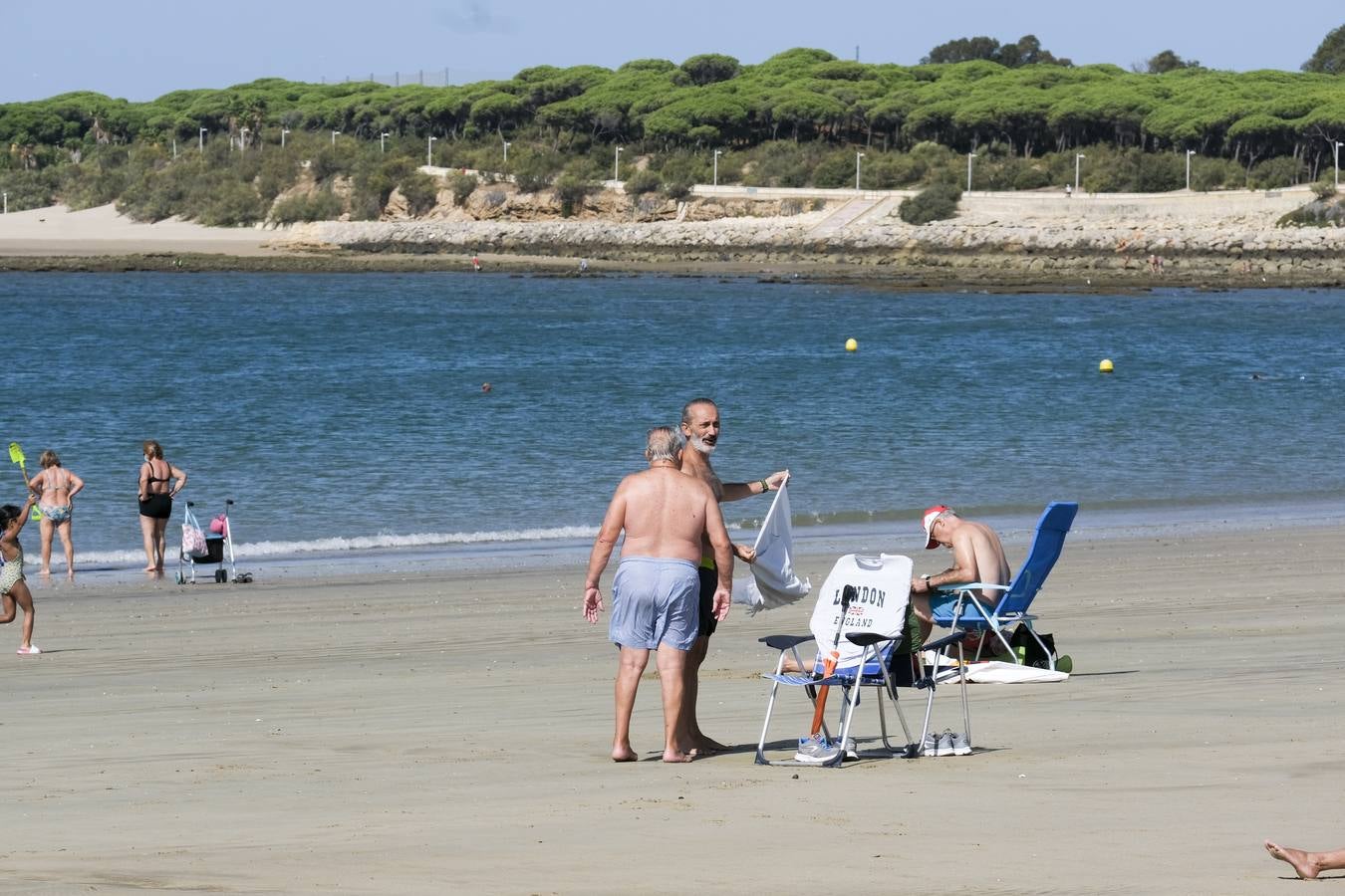 FOTOS: Llega septiembre... y las playas de Cádiz se vacían de turistas