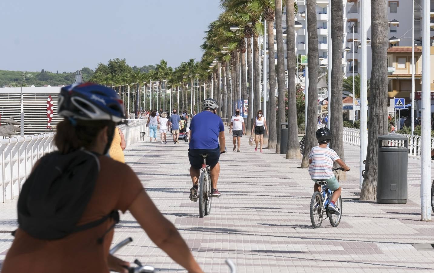 FOTOS: Llega septiembre... y las playas de Cádiz se vacían de turistas