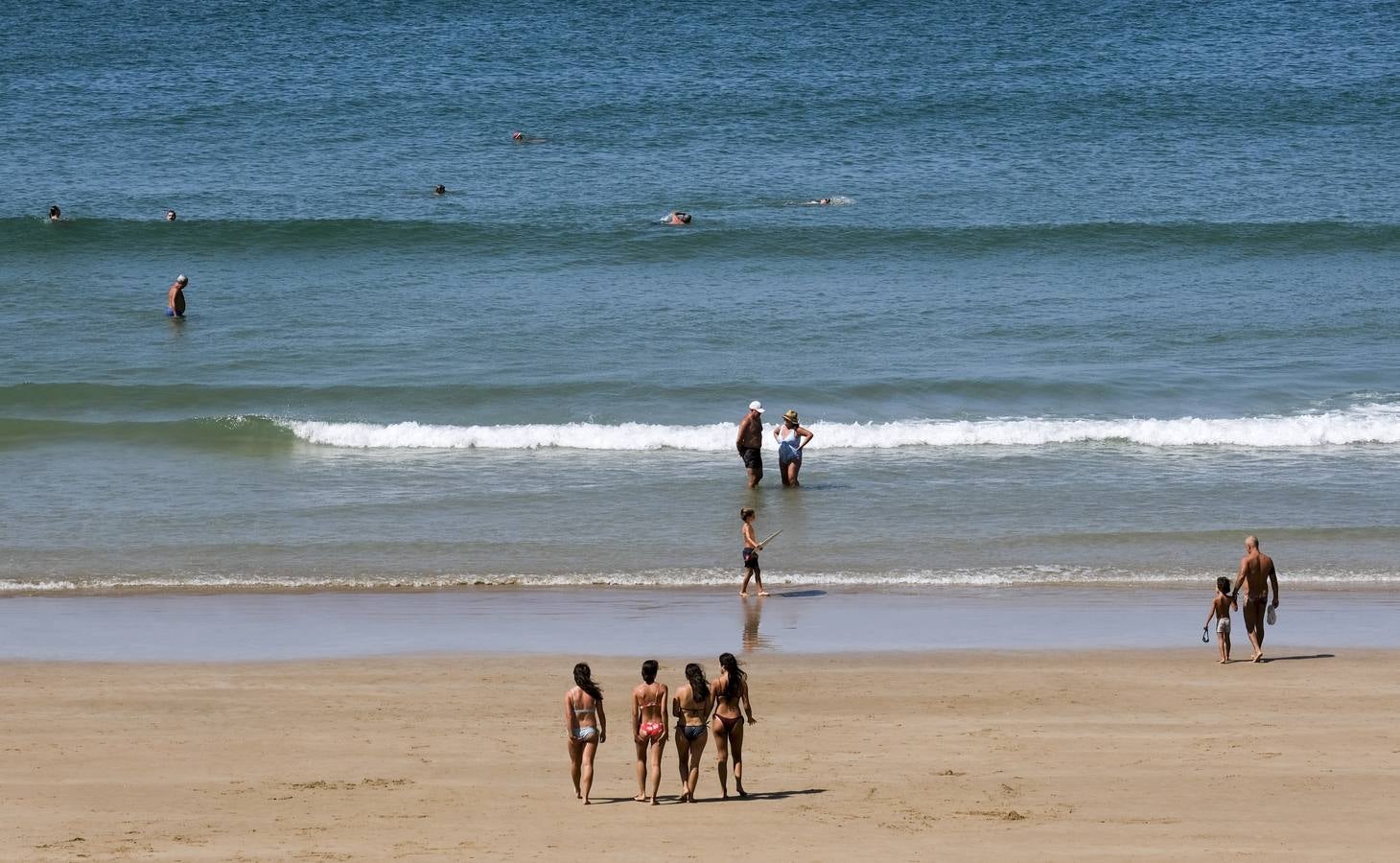 FOTOS: Llega septiembre... y las playas de Cádiz se vacían de turistas