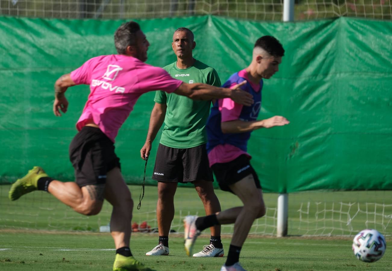 Las mejores imágenes del primer día de la concentración del Córdoba CF en Montecastillo