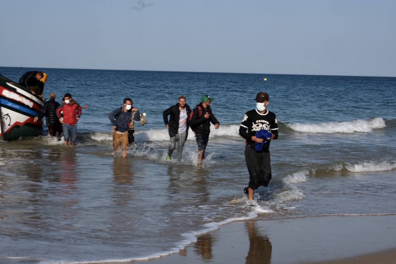 Llegan cuatro pateras a la costa de Cádiz