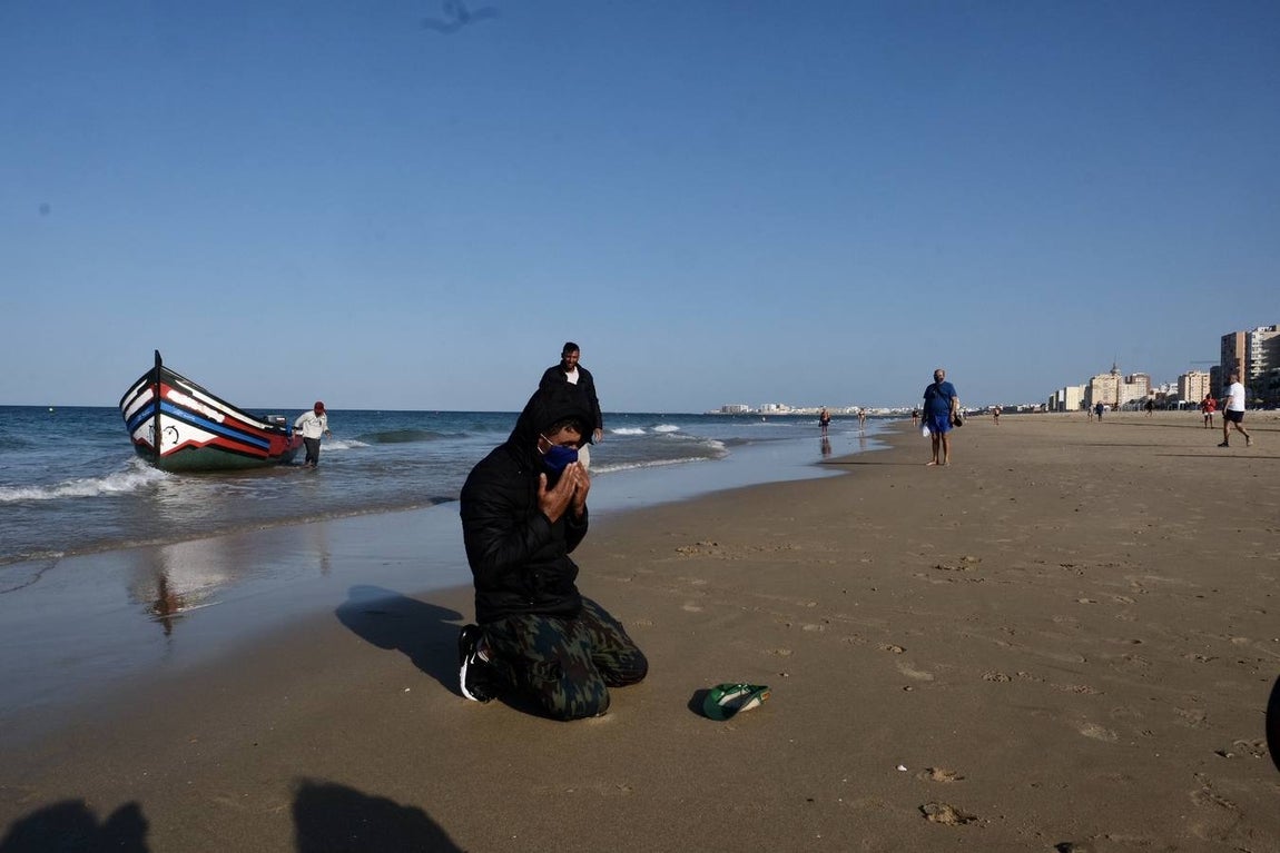 Llegan cuatro pateras a la costa de Cádiz
