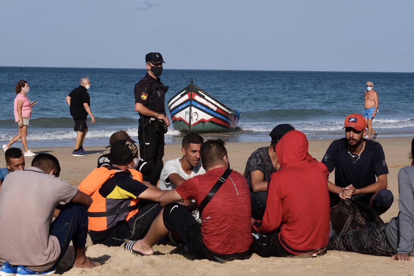 Llegan cuatro pateras a la costa de Cádiz