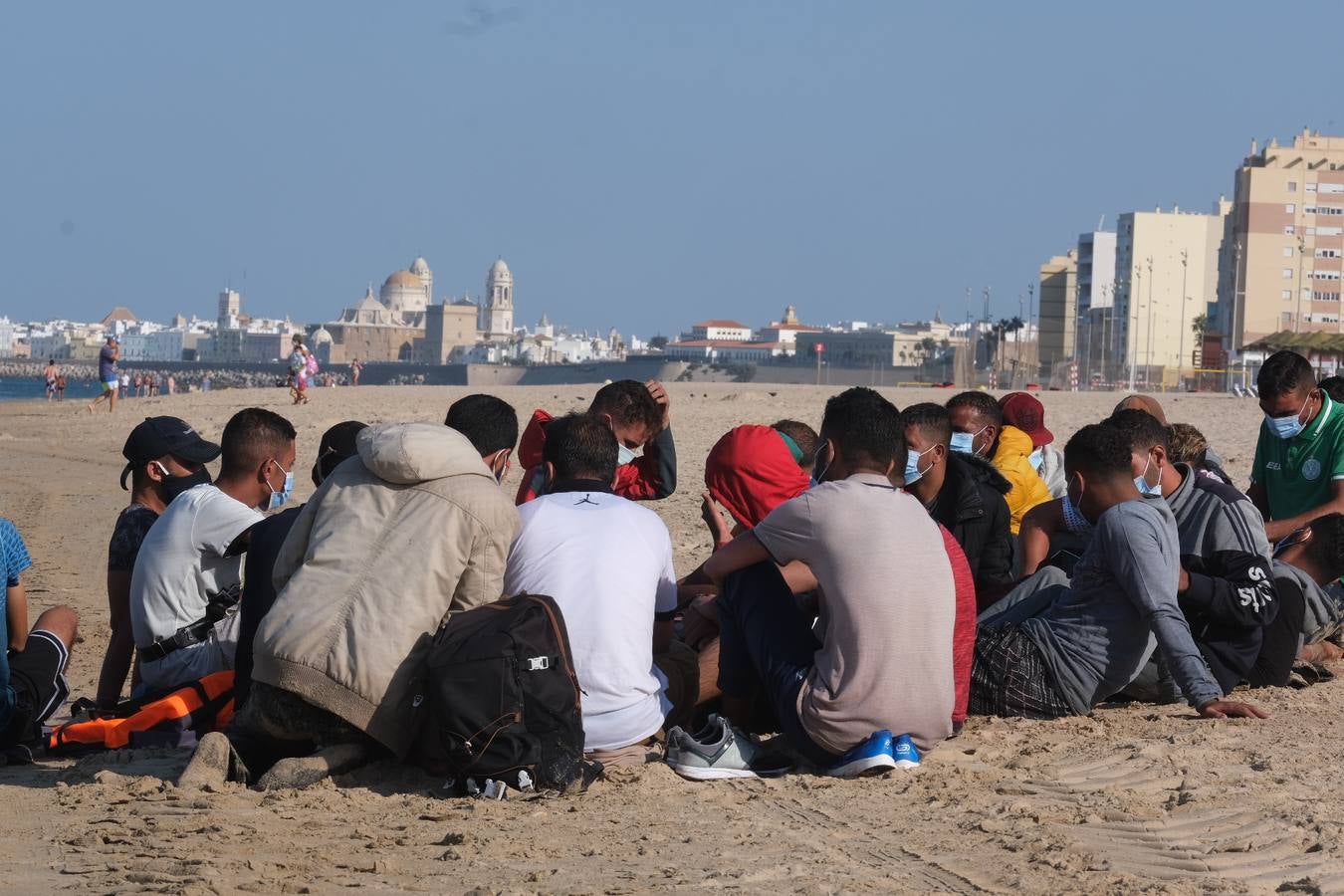 Llegan cuatro pateras a la costa de Cádiz