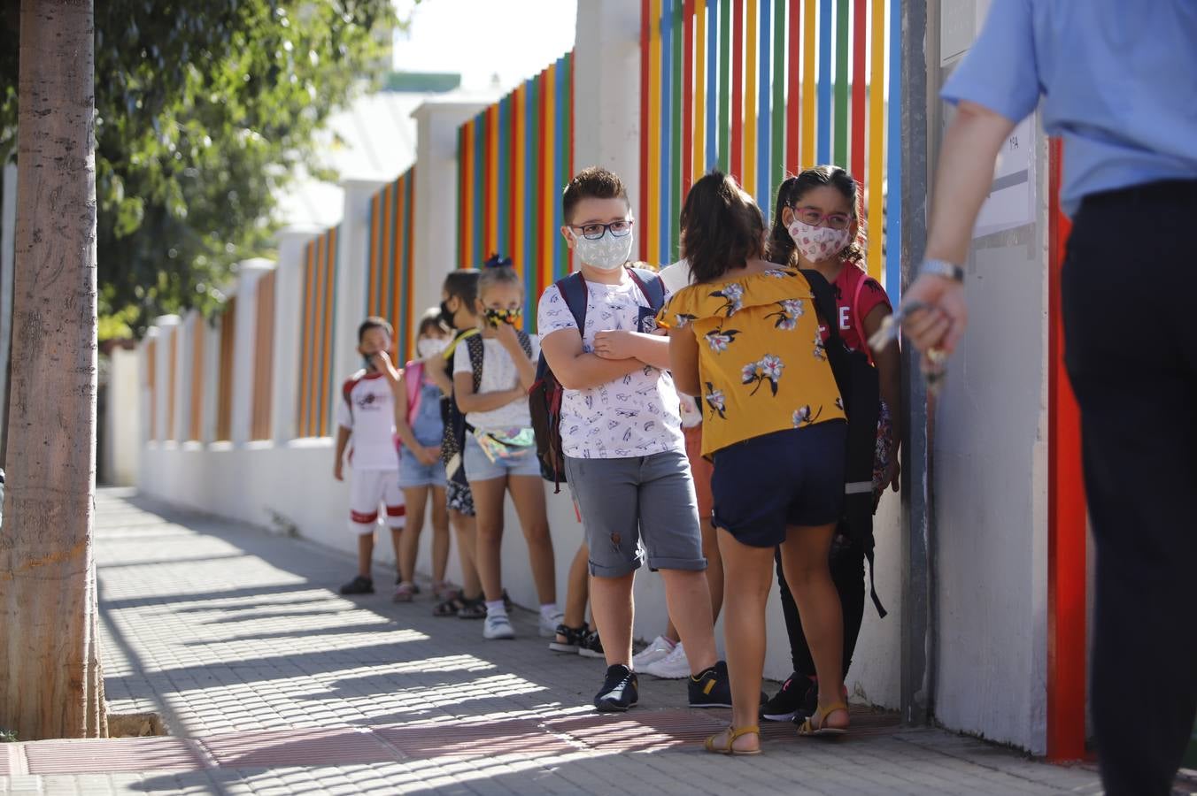 Protesta de padres en algunos colegios de Córdoba en la vuelta al colegio, en imágenes