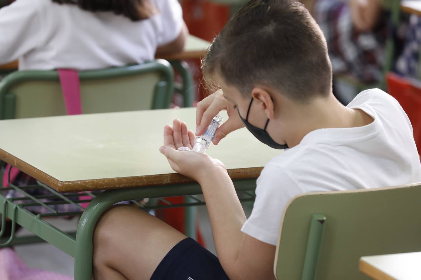 En imágenes, así ha sido la vuelta al colegio en Córdoba (I)