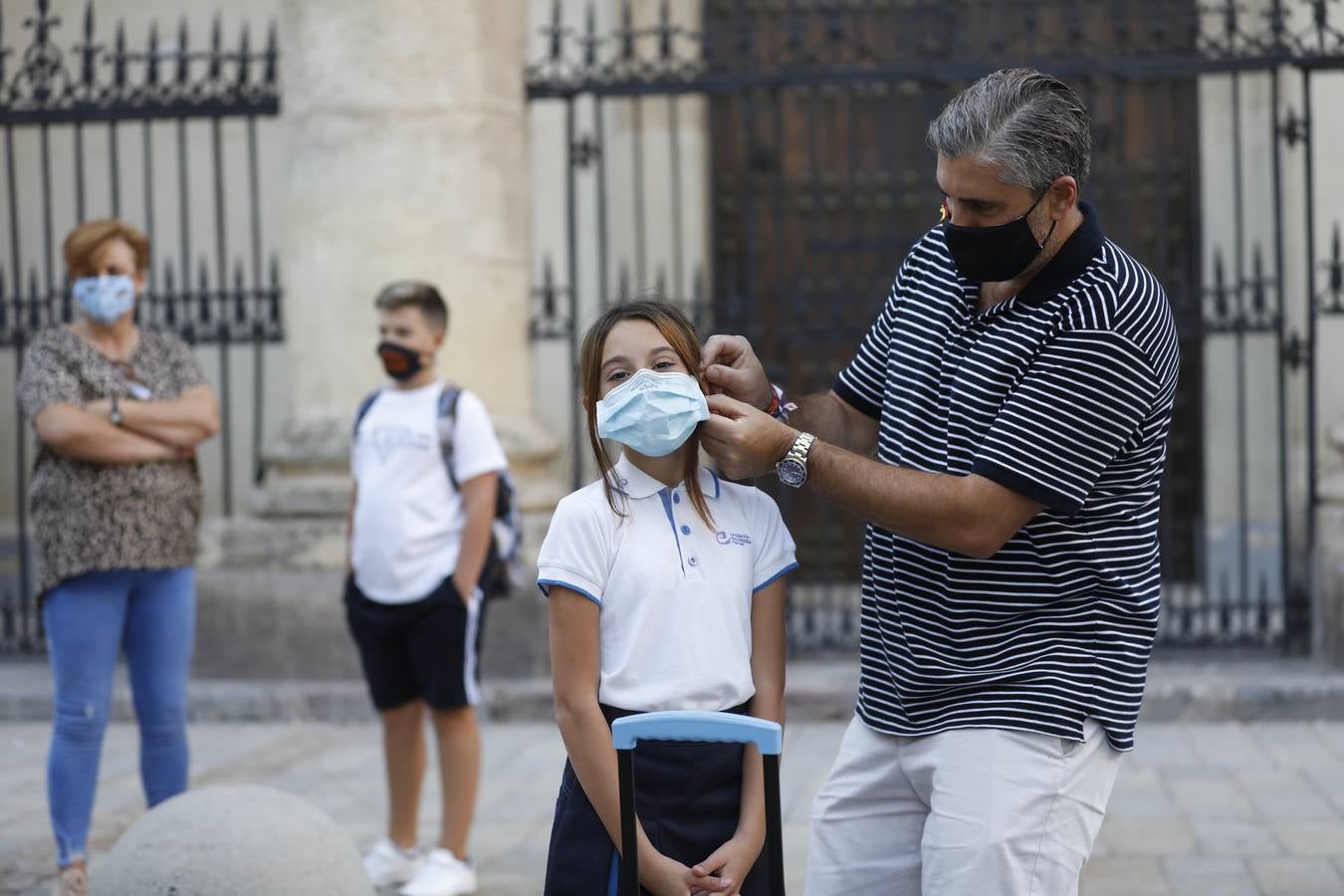 En imágenes, así ha sido la vuelta al colegio en Córdoba (I)