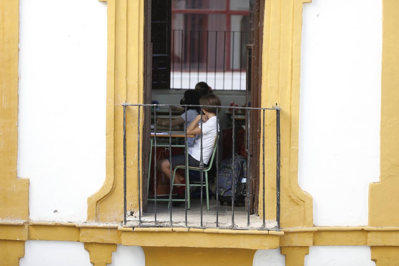 En imágenes, así ha sido la vuelta al colegio en Córdoba (I)