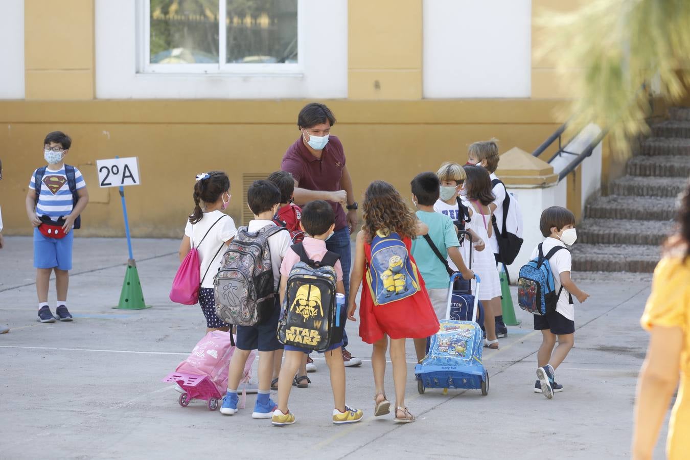 En imágenes, así ha sido la vuelta al colegio en Córdoba (II)