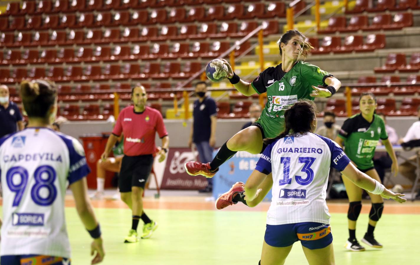 El retorno del Adesal Córdoba a la élite ante el Granollers, en imágenes