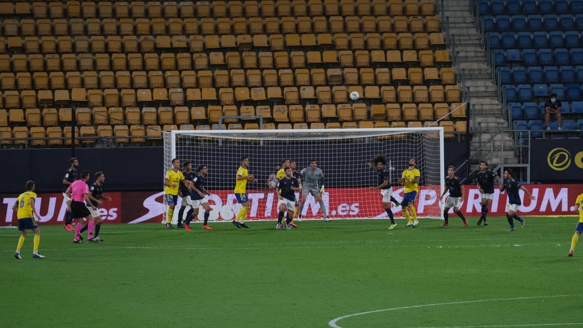 Fotos: las imágenes del Cádiz CF-Osasuna