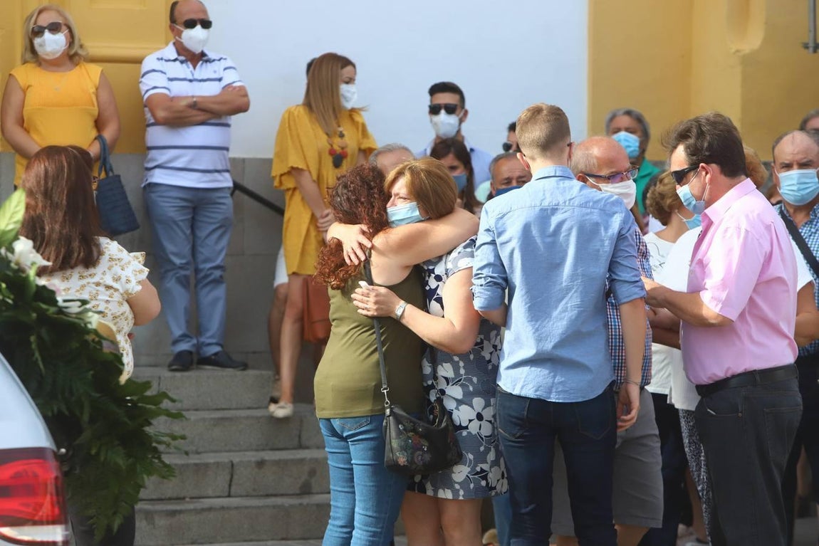 Ultimo adiós en Córdoba a Mayte Cantarero, en imágenes