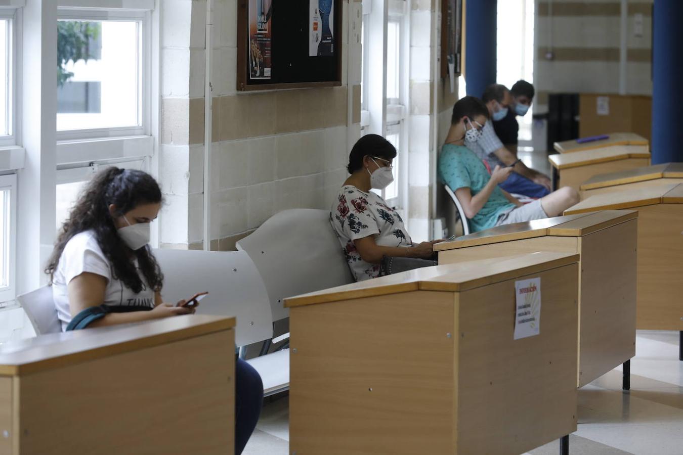 La vuelta a las clases de la Universidad de Córdoba, en imágenes