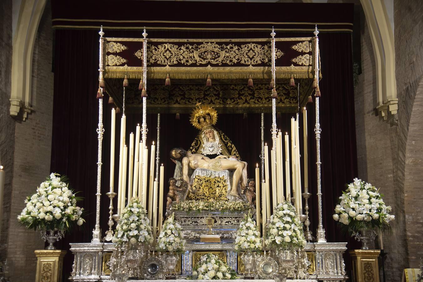 Los Servitas, en el día de los Dolores la Virgen