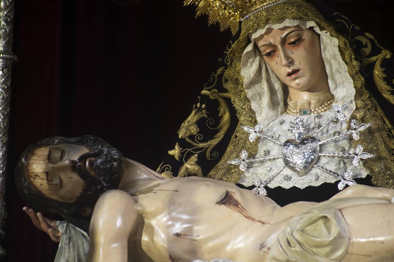 Los Servitas, en el día de los Dolores la Virgen