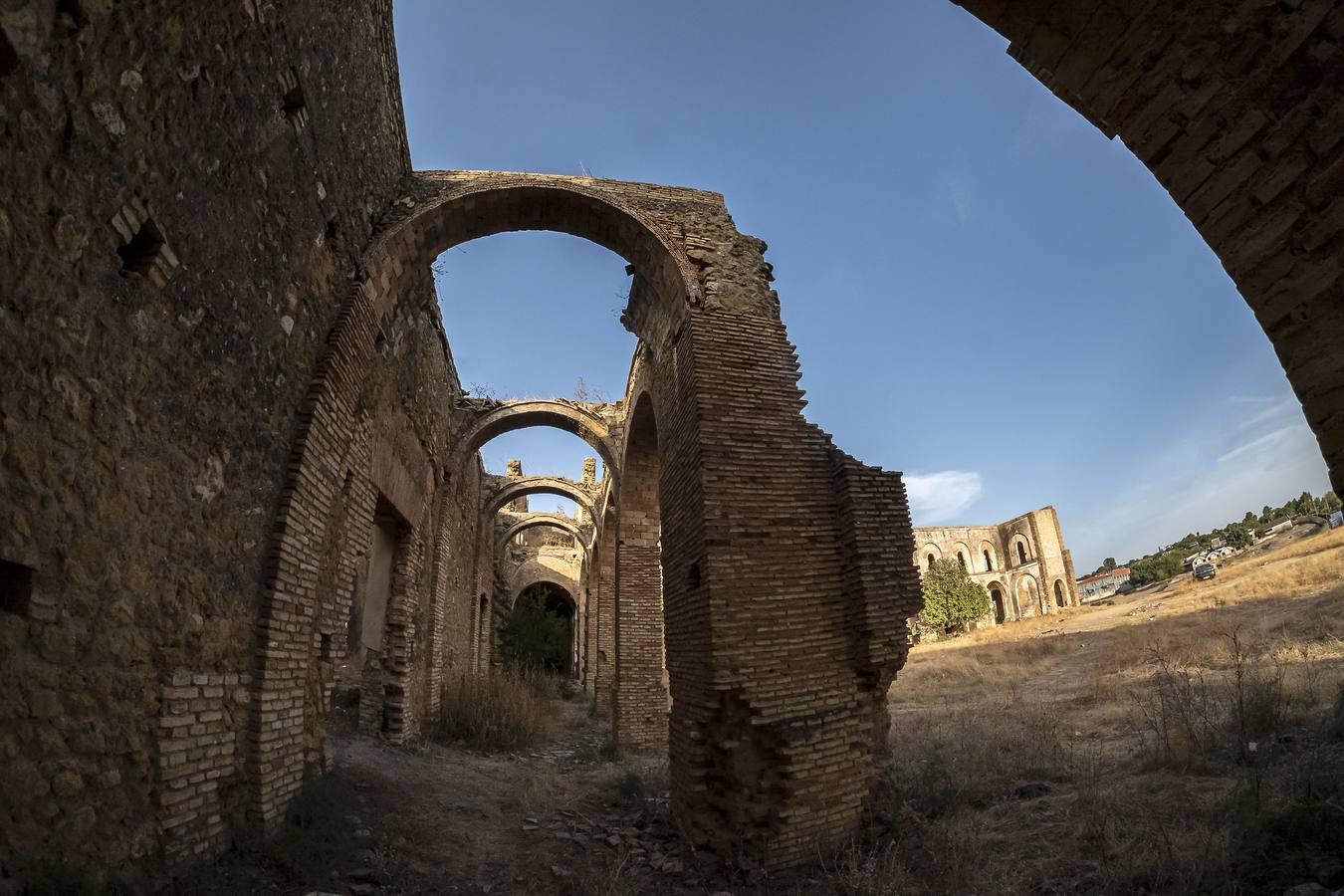 El misterioso convento abandonado de Carmona