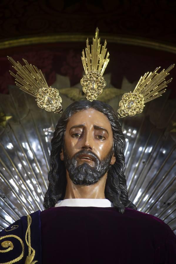 Los titulares del Beso de Judas reciben culto en la parroquia de San Ildefonso
