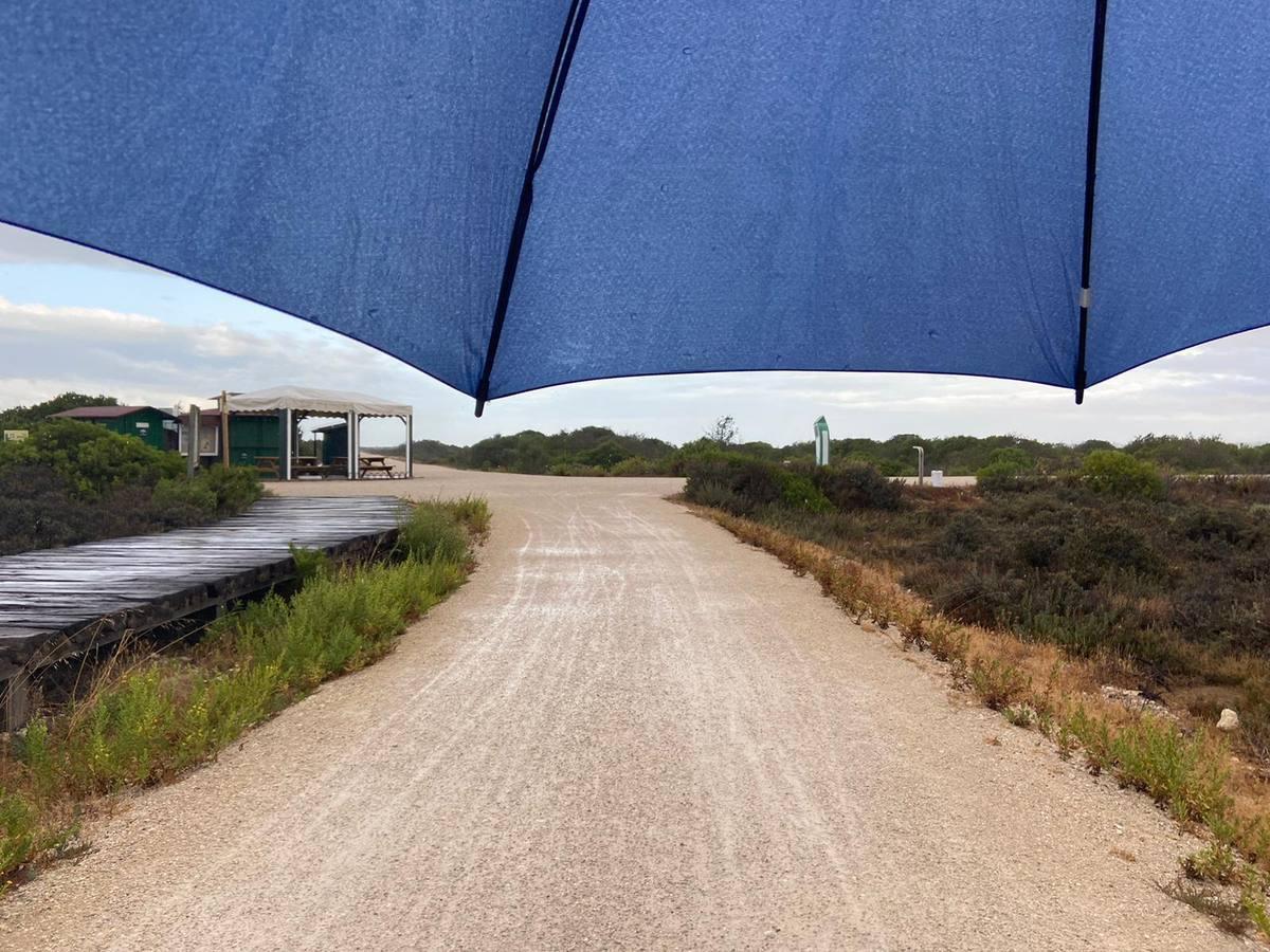 La lluvia deja las playas vacías en pleno mes de septiembre