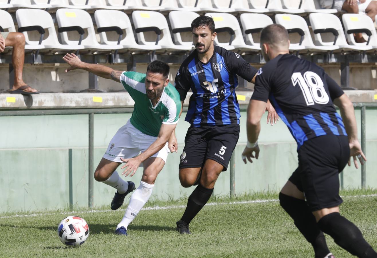 El triunfo del Córdoba CF en Torremolinos, en imágenes