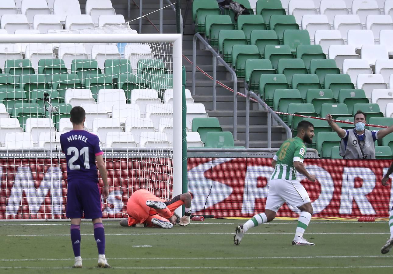 El partido Betis-Valladolid, en imágenes