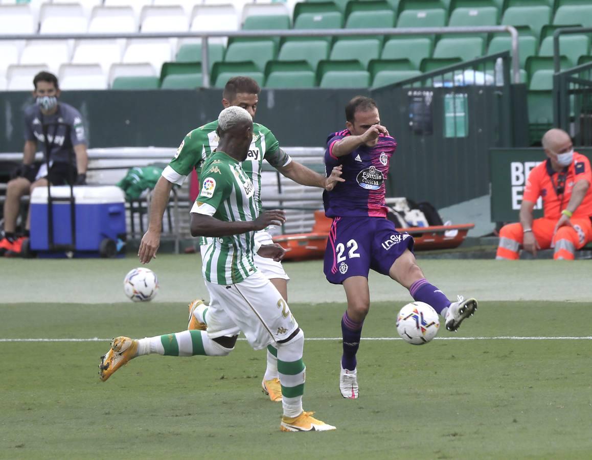 El partido Betis-Valladolid, en imágenes