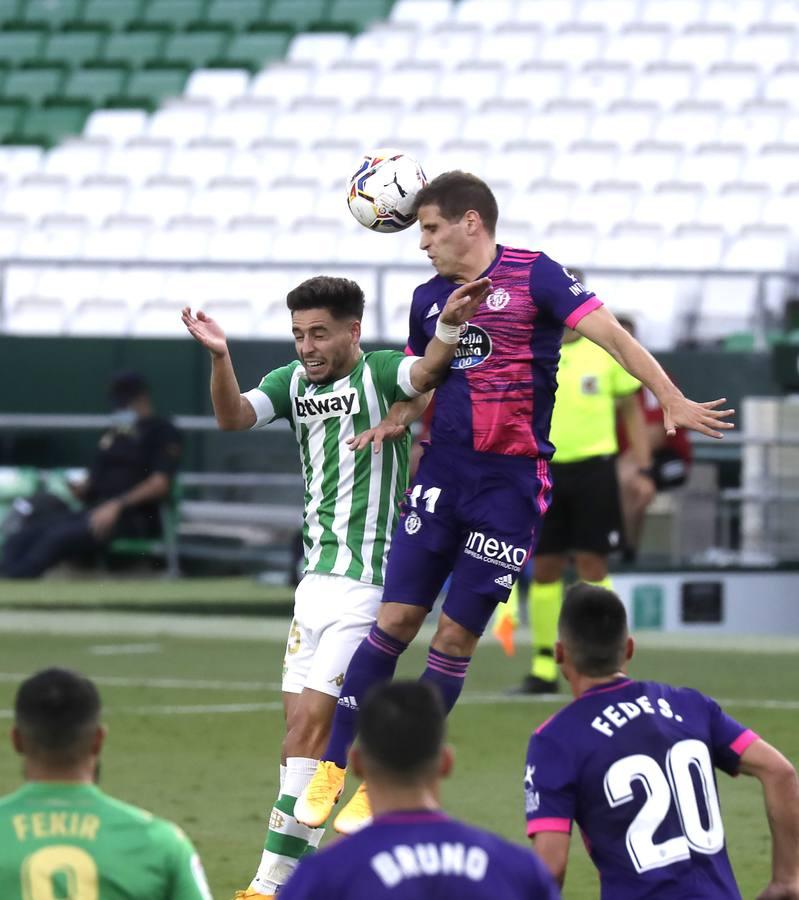 El partido Betis-Valladolid, en imágenes