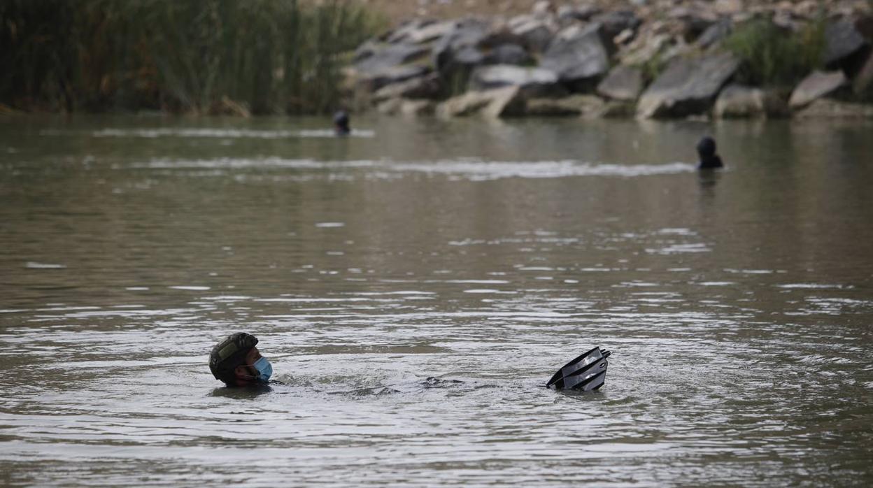 La búsqueda de José Morilla en el Guadalquivir, en imágenes