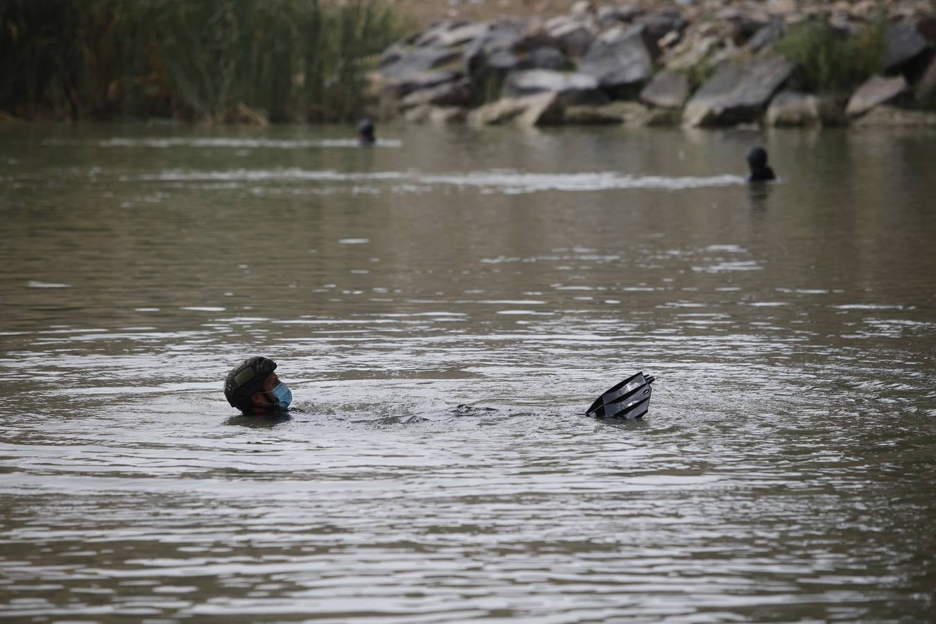 La búsqueda de José Morilla en el Guadalquivir, en imágenes