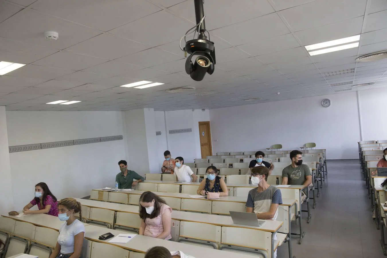 Un solitario primer día de curso en la Universidad Pablo de Olavide