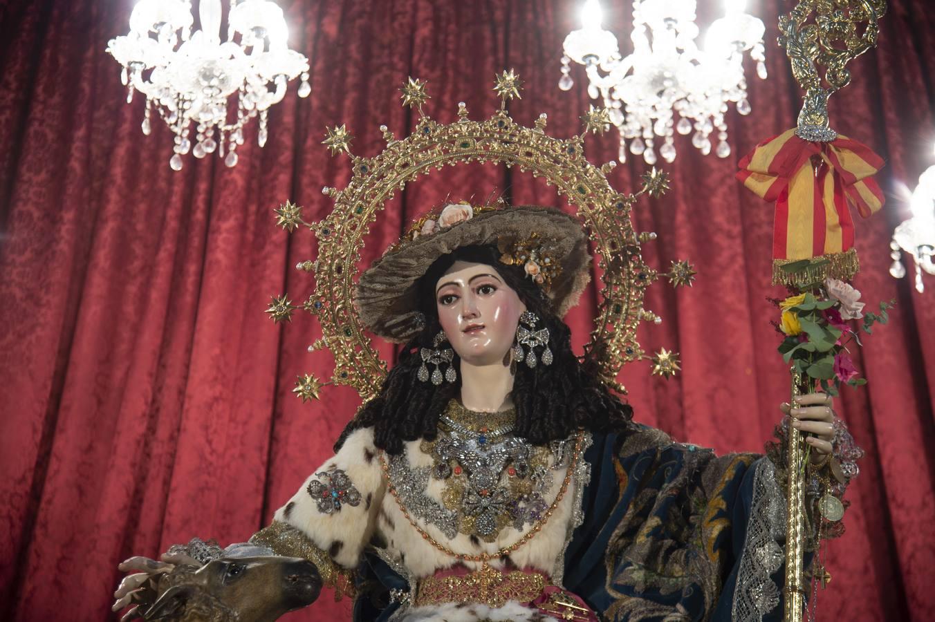 La Pastora de Triana, en el trascoro de Santa Ana