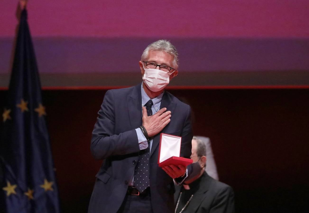 La entrega de las medallas de la ciudad de Sevilla, en imágenes (I)