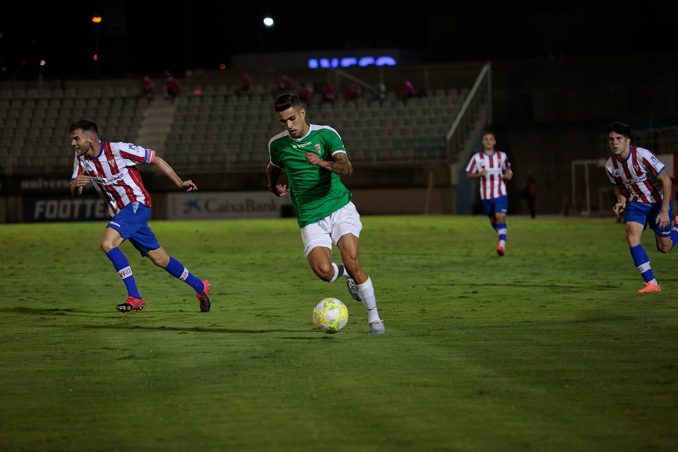 El Algeciras-Córdoba CF y la celebración de los goles, en imágenes