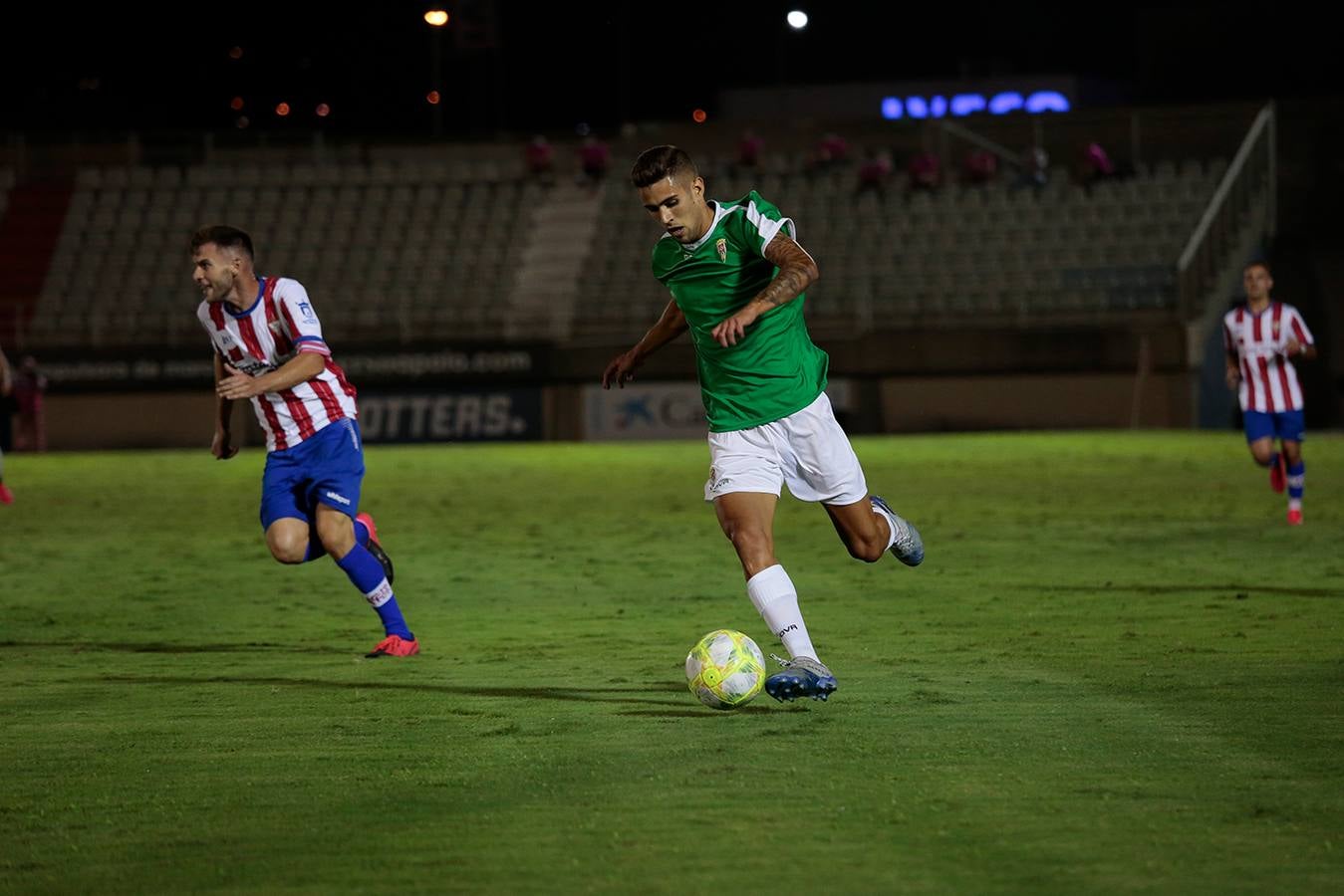 El Algeciras-Córdoba CF y la celebración de los goles, en imágenes