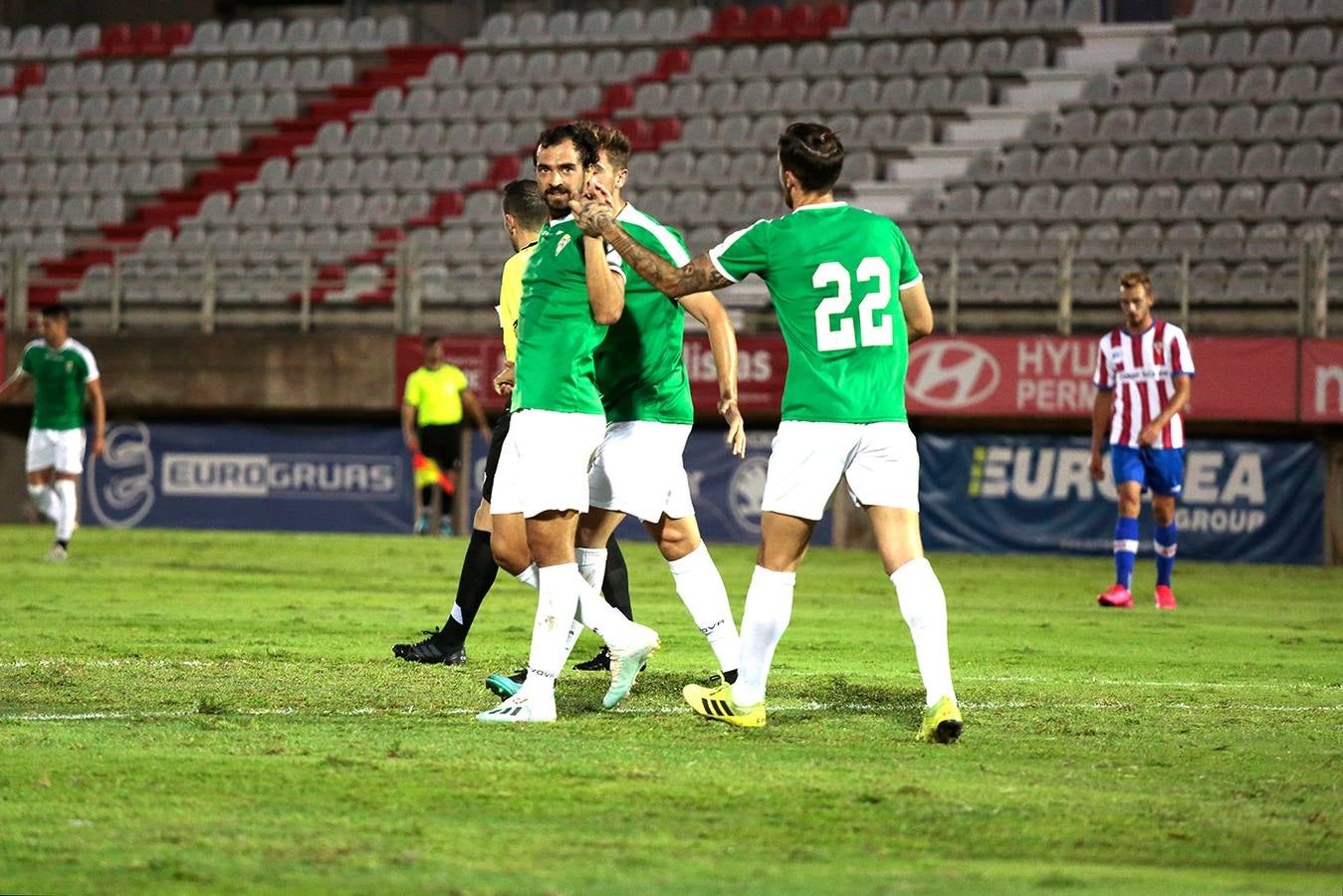 El Algeciras-Córdoba CF y la celebración de los goles, en imágenes