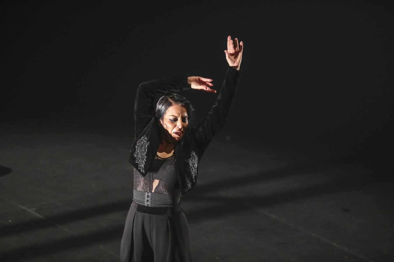 Bienal de Flamenco 2020: Mercedes de Córdoba en el Teatro Central con «Ser: Ni conmigo ni sin mí»