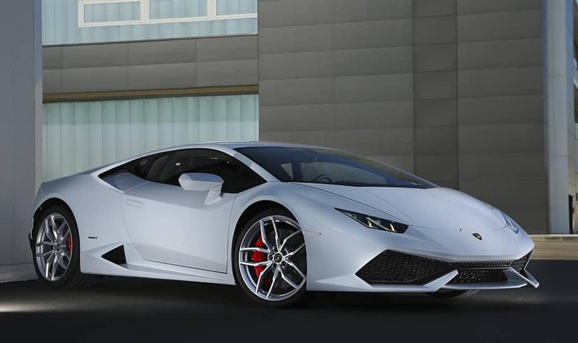 Lamborghini Huracán. Este modelo de la firma italiana, al que el jugador achacaba alguno de sus problemas musculares por la postura que implica conducir este tipo de súper deportivos, cuenta con un motor V10 que ofrece 610 CV de potencia, puede acelerar de 0 a 100 en 3,2 segundos y alcanza los 325 km/h.