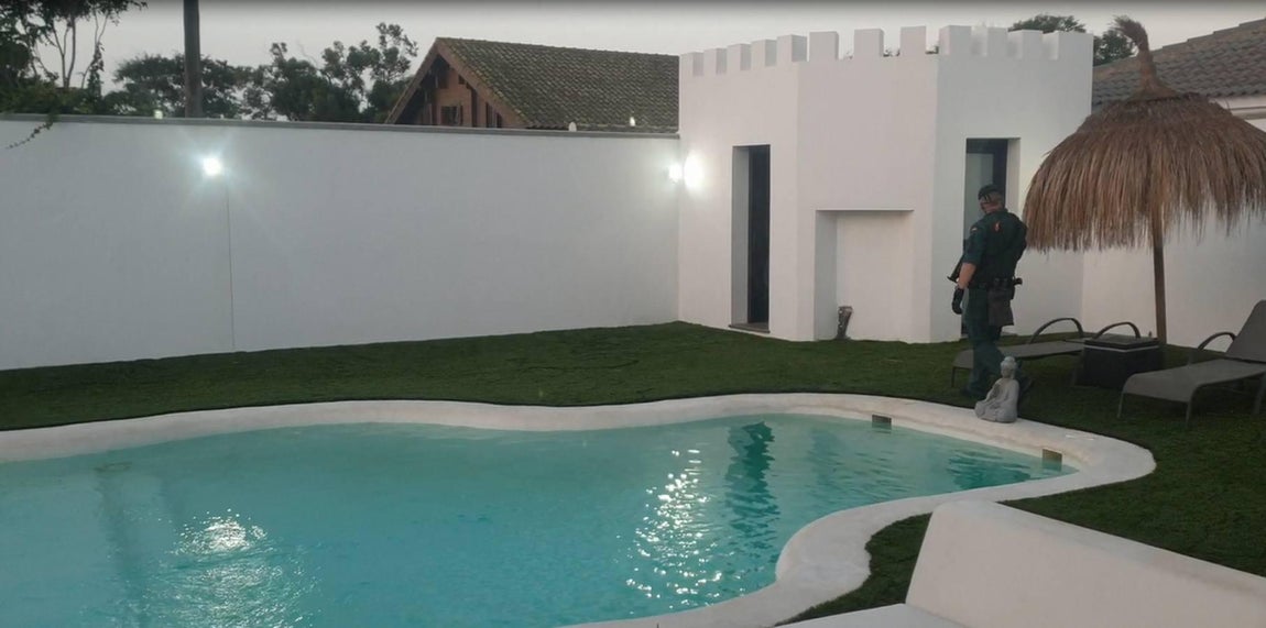 El dudoso gusto de los narcos, en imágenes